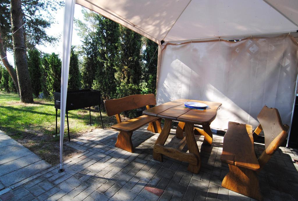 Guesthouse "Nakvyne Pas Zveja" Purvynes Street ニダ エクステリア 写真